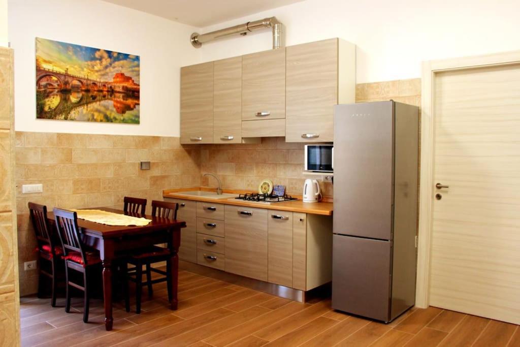 Casa E Per Vacanze Bonifazi Casa de Férias Roma